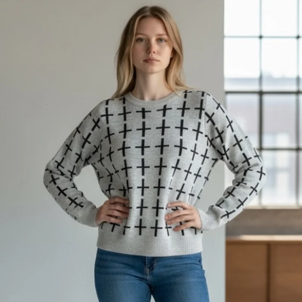 POL Cotton Long Sleeve Pullover Crewneck Sweater Gray Black Size Medium - Picture 6 of 9